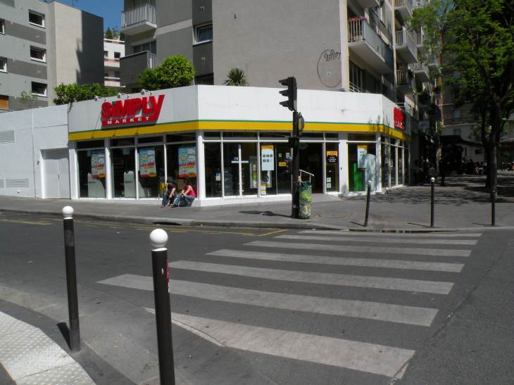  supermarché simply market , rue de Tolbiac , 13e